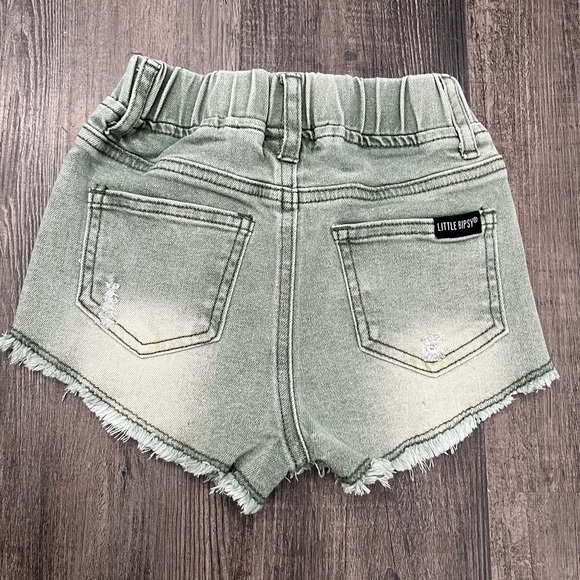 Little Bipsy green shorts - Picture 7 of 9